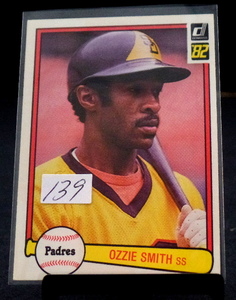 lot 139 image: 1982 Donruss Ozzie Smith San Diego Padres #94 Baseball Card