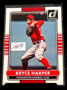 lot 149 image: 2015 DONRUSS #176 BRYCE HARPER NATIONALS THROWING -NMMT