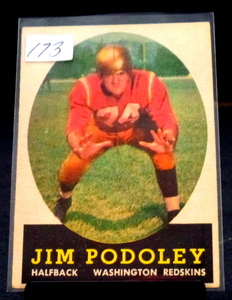 lot 173 image: VINTAGE 1958 Topps #121 JIM PODOLEY RC - VGEX