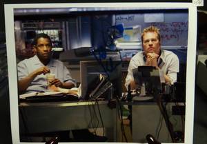 lot 254 image: AUTHENTIC VAL KILMER AUTOGRAPHED 8 X10 PHOTO WITH DENZIL WASHINGTON