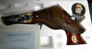 lot 290 image: LIMITED Bradford Exchange - Bound For Glory-Civil War-  ROBERT E LEE PISTOL #0398