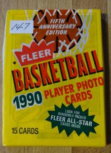 lot 147 image: 1990 FLEER BASKETBALL FACTORY SEALED  PACK  15 CARDS - MICHAEL JORDAN 
