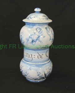 lot 17 image: Studio Ernan Albisola Ung de Calce lidded cannister, Italian ceramic, 13 tall