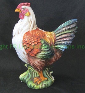 lot 28 image: Tuscan Gallina hen italian ceramic, 16 tall x 12 long