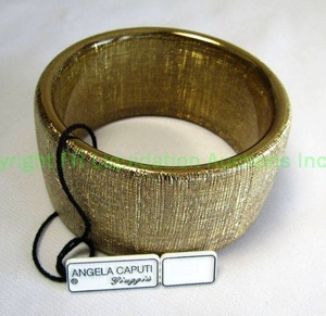 lot 214 image: Angela Caputi giuggiu bracelet