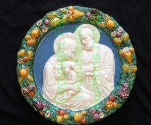 lot 156 image: Italian ceramic Della Robbia Joseph, Mary and baby Jesus wall decor