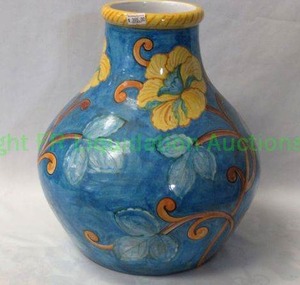 lot 73 image: Italian ceramic fiori vase