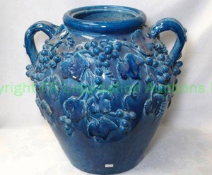 lot 83 image: Italian ceramic Uva orcio urn, 17 tall x 18 wide