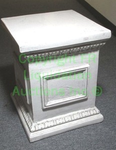 lot 92 image: Italian ceramic pedestal column, 17.5 tall x 14 x 14