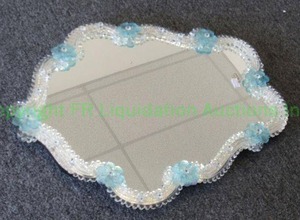 lot 105 image: Classic Murano glass Catron fiore table mirror, 20 tall x 17 wide