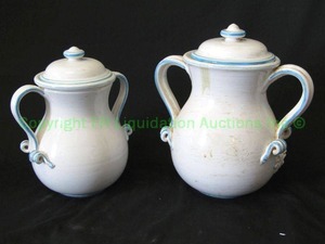 lot 269 image: Italian ceramic lidded canisters, 10 tall, bid is times the quantity