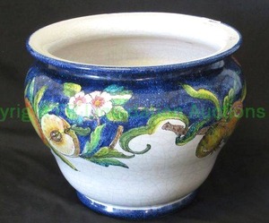 lot 55 image: Italian ceramic Fiore cachepot, 14 wide x 12 tall
