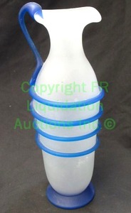 lot 421 image: Murano hand blown glass frosted glassato vase, 11.5 tall
