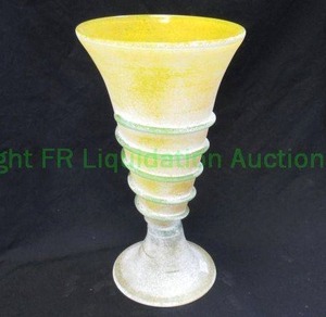 lot 130 image: Murano hand blown glass frosted pedestal vase, 13 tall