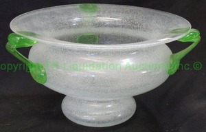 lot 150 image: Murano hand blown glass frosted decorative centerpiece bowl, 6.5 tall x 12 wide
