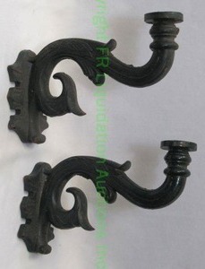 lot 293 image: Heavy wrought iron wall sconce candle holders, 9.5 long