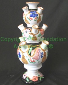 lot 288 image: Grazia Deruta Artist signed Italian ceramic vase, 18 tall