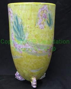 lot 263 image: Grazia Deruta artist signed Italian ceramic vase, 11.5 tall