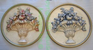 lot 325 image: Venetian Italian ceramic fiore wall plaques, 27 wide. bid is times the quantity