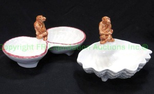 lot 115 image: Italian ceramic conchiglia & scimmia dipping bowls