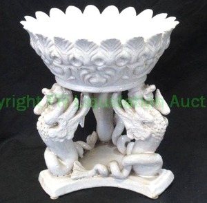 lot 309 image: Ceramiche Darte Gubbio hand crafted Italian ceramic Drago center piece bowl, 11.5 tall x 10 wide