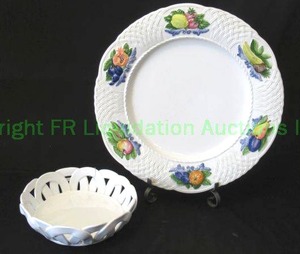 lot 311 image: Prodotto Artigianale Italian ceramic plate 16 wide and lattice bowl