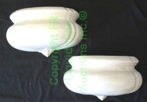 lot 420 image: Italian ceramic wall sconces