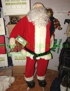 lot 28 image: Dancing Santa approx. 5ft tall
