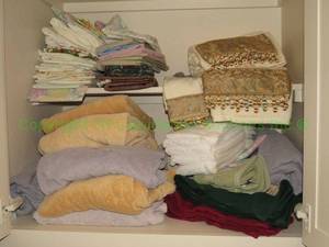 lot 76 image: Hotel Collection & Villager towels as shown