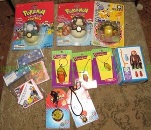 lot 93 image: Pokeman and Veggietales collectibles