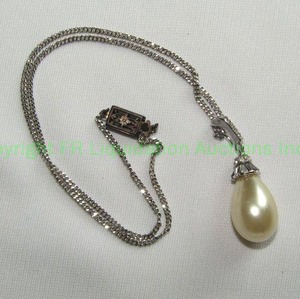 lot 389 image: Sterling silver chain and tear drop pearl pendant