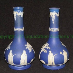 lot 116 image: Genuine Wedgwood jasper ware bud vases