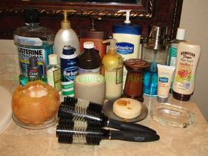 lot 117 image: Assorted health & beauty supplies as shown