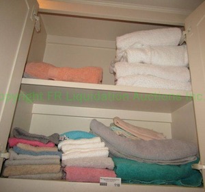 lot 118 image: Assorted towels as shown