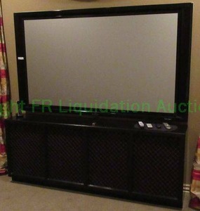 lot 130 image: Planar large screen projector and movieTV media system 80 screen