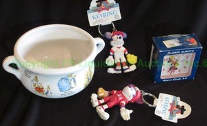 lot 175 image: Disney Mickey Mouse Lorus quartz clock, keychains and Peter Rabbit ceramic bowl