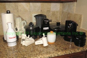 lot 342 image: Assorted counter top appliances as shown