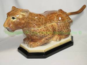 lot 420 image: Raymond Waites Empire Leopard soup tureen, tail is the ladle 20.50 long x 9 tall