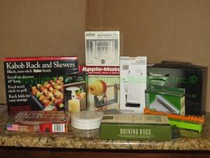 lot 372 image: Assorted Kitchen utility tools in boxes as shown