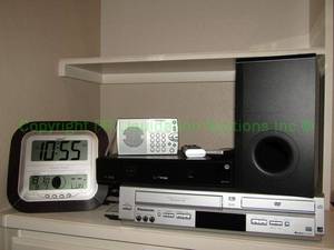 lot 240 image: Visio speaker, atomic clock and more as shown