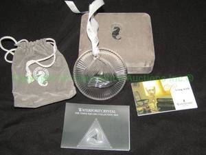 lot 319 image: Waterford crystal Times Square 2004 collection ornament