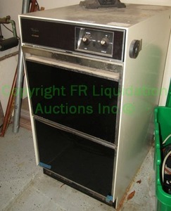 lot 503 image: Whirlpool ice maker