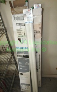 lot 511 image: Philips 48 replacement lights
