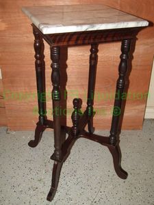 lot 509 image: Marble top wood cabriole style leg accent table