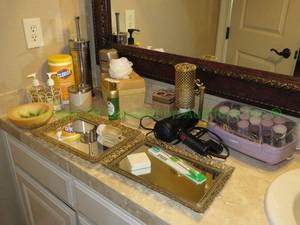 lot 287 image: Assorted health & beauty supplies as shown
