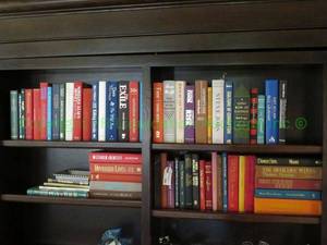 lot 422 image: Author signed Stuart Feder book and assorted books as shown