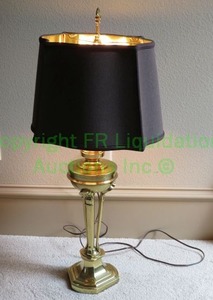 lot 461 image: Stiffel brass accent table lamp