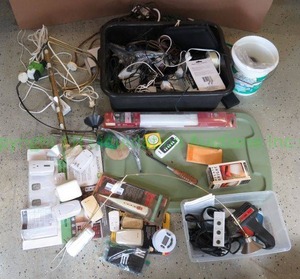 lot 466 image: Household parts and hardware as shown