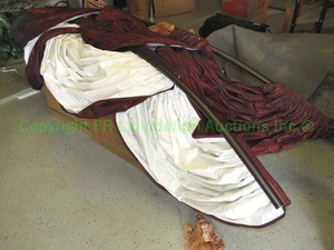 lot 468 image: Indoor curtain set and hardware