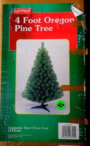 lot 27 image: 4 ft CHRISTMAS OREGON PINE TREE